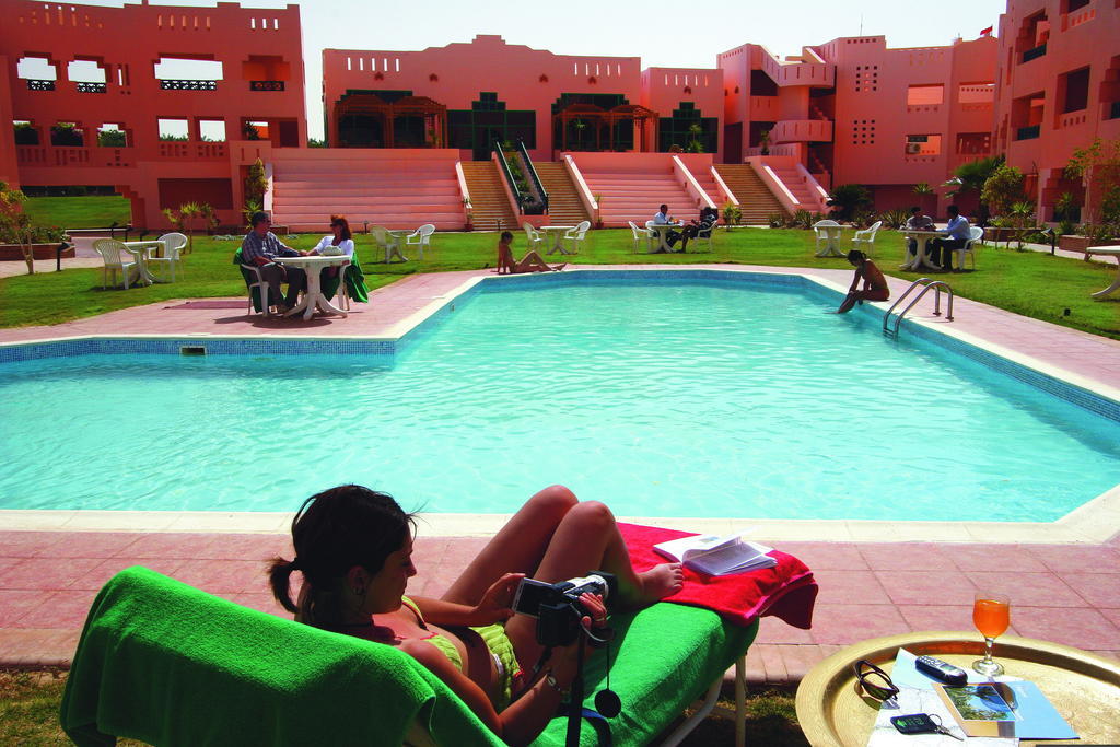 Готель Solymar Pioneers Kharga Oasis Екстер'єр фото